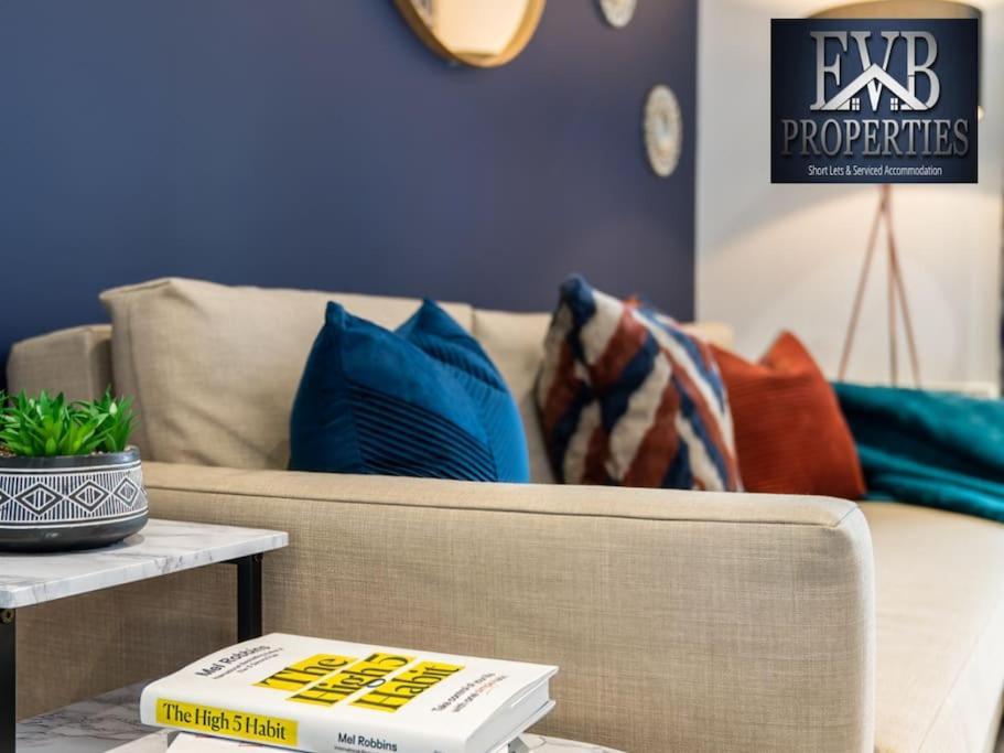 Charming Cosy Getaway Ideal For Leisure & Business Southampton Esterno foto