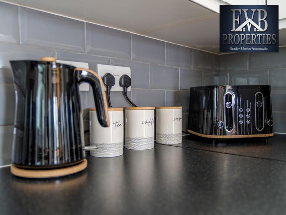 Charming Cosy Getaway Ideal For Leisure & Business Southampton Esterno foto